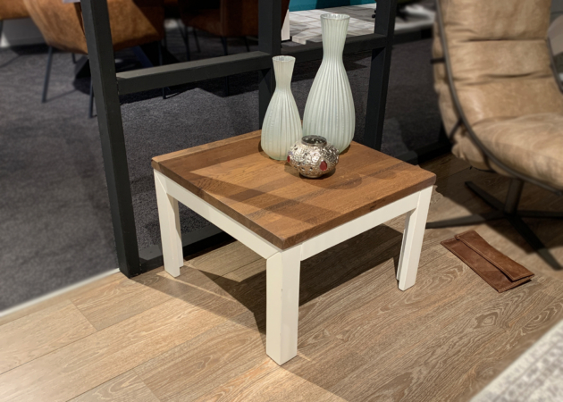 	Hoektafel Tabasco  9010	