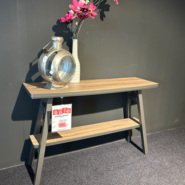	Madeira sidetable	