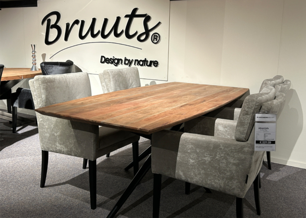 	Bruuts eettafel Lara-recht fuse-spin	