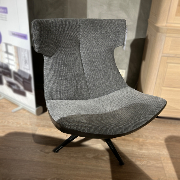 	Draaifauteuil Hamer-Hoog voet B4	