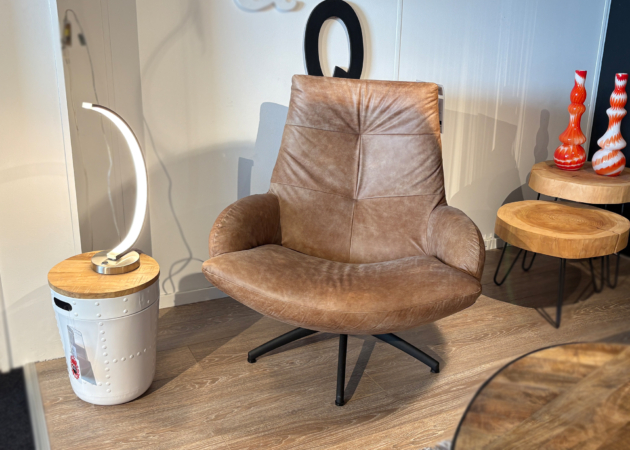 Rozali draaifauteuil in leder Rebound Concrete