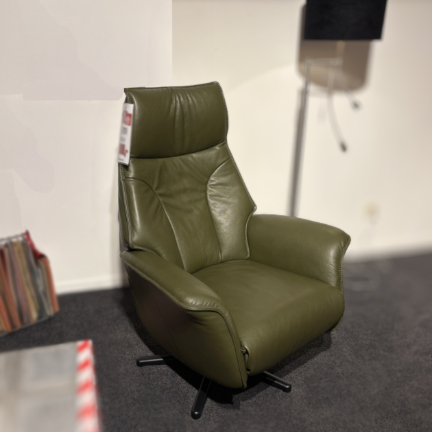 Twice relaxfauteuil 045 + opsta in leder Ultra 21