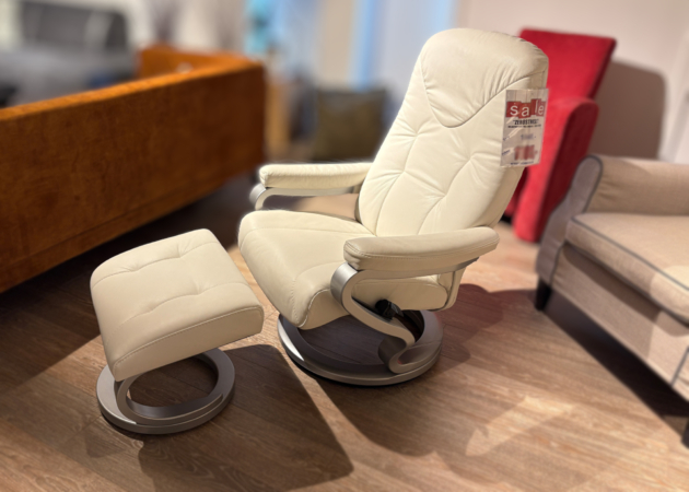 Zerostress relaxfauteuil + hocker in leder Snow