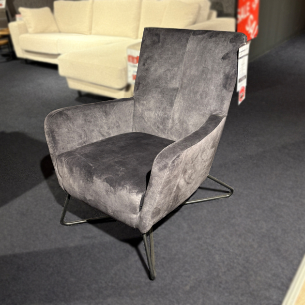Fauteuil Sabina in stof Adore 67