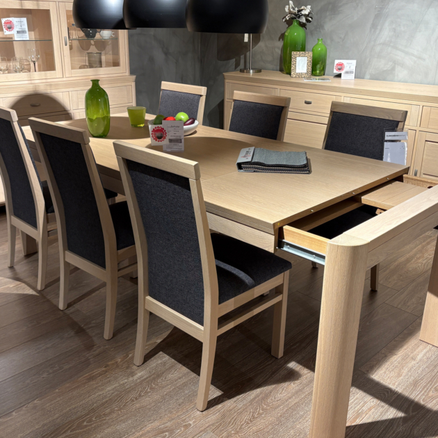 Faro eetstoelen eiken WWM stof 403