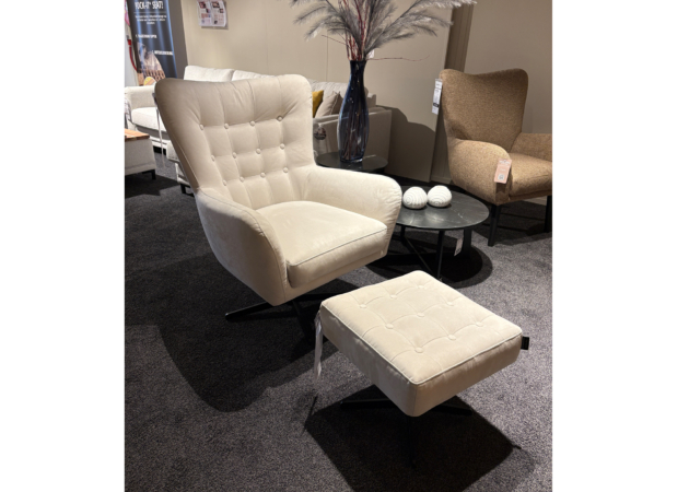 Flyn fauteuil + hocker UrbanSofa